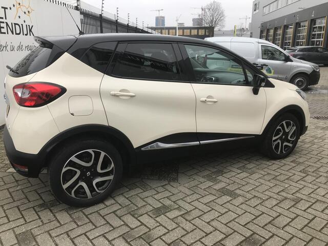 Renault CAPTUR 0.9 TCe Dynamique / CAMERA / PARKEERSENSOREN / NAVIGATIE /