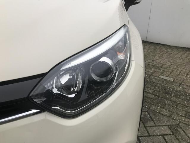 Renault CAPTUR 0.9 TCe Dynamique / CAMERA / PARKEERSENSOREN / NAVIGATIE /
