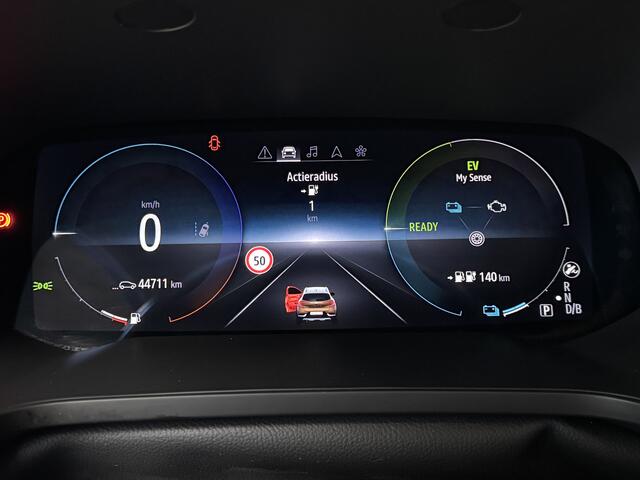 Renault CAPTUR 1.6 E-Tech | PHEV | Hybrid 160 Edition One | Groot 9,3" Navi | Bose | ACC | Blindspot | Camera | Digitaal cockpit | 100% Dealer onderhouden | Wegklapbare Trekhaak!