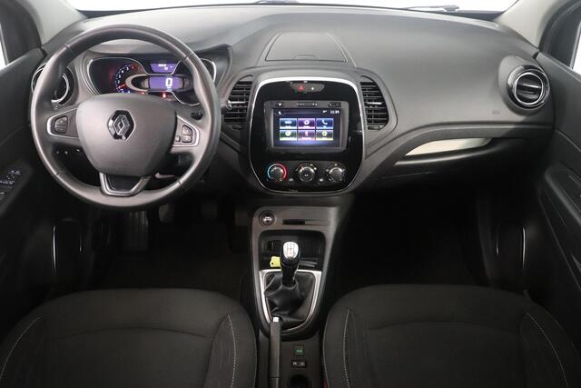 Renault CAPTUR TCe 90 Limited | Navigatie | Parkeersensoren | Keyless |