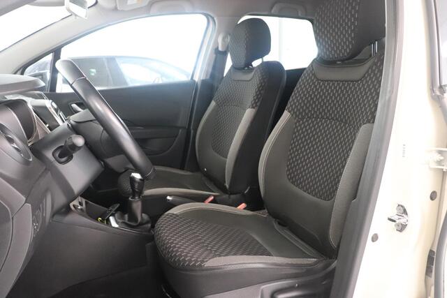 Renault CAPTUR TCe 90 Intens | Navigatie | Achteruitrijcamera | Cruise Control |