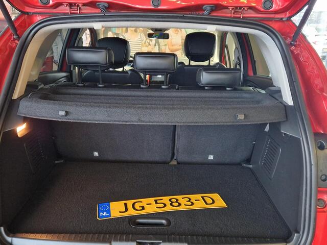 Renault CAPTUR 0.9 TCe Xmod LEDEREN BEKLEDING MET STOELVERWARMING | NAVIGATIE | ACHTREUITRIJCAMERA | PARKEERSENSOREN