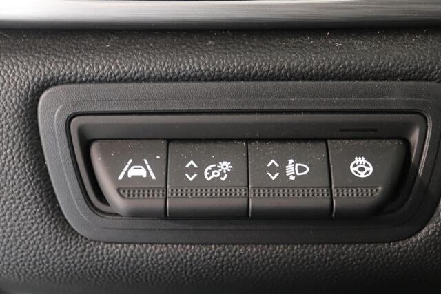 Renault CAPTUR 1.3 TCe 140 Intens | Automaat | Rondom zicht camera | Bose | Voorruit verwarming | Navigatie |