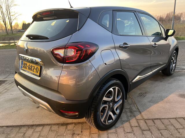 Renault CAPTUR 0.9 TCe Intens / Keyless / Cruise / Climate / DAB / 17'' LMV /
