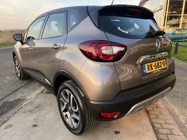 Renault CAPTUR 0.9 TCe Intens / Keyless / Cruise / Climate / DAB / 17'' LMV /