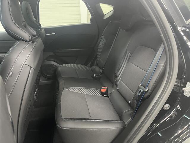 Renault CAPTUR 1.6 E-Tech Hybrid 145 esprit Alpine / Panoramadak / Rondomzichtcamera / Cruise Control Adaptief / Voorstoelen + Stuurwiel Verwarmd