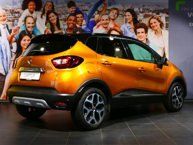 Renault CAPTUR TCe 90 Intens - Camera, Cruise, Navigatie