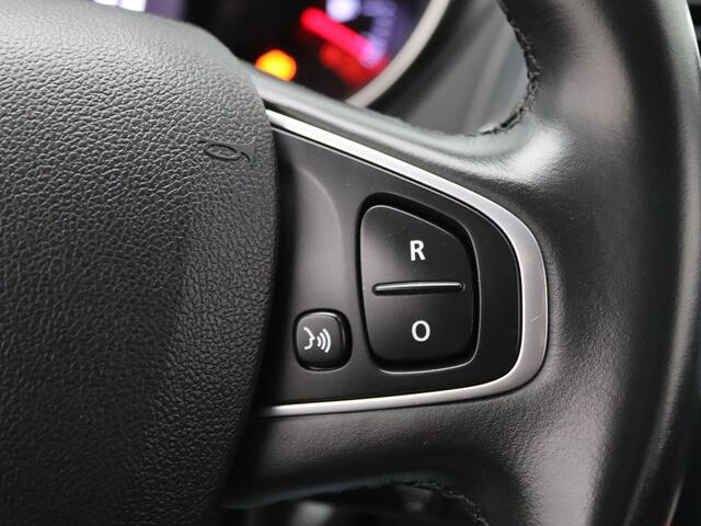Renault CAPTUR TCe 90pk Intens Cruise | Climate | Navi | Parkeersens. achter