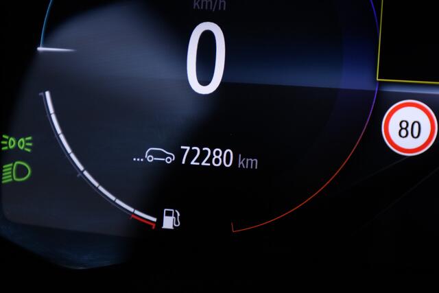 Renault CAPTUR 1.6 E-Tech Plug-in Hybrid 160 Intens | Navi | 360cam | Stoelverw. | Apple CarPlay | LED