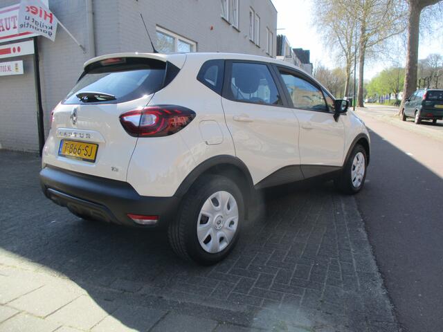 Renault CAPTUR 0.9 TCe Life 5-drs / AIRCO / NAVI / NW-STAAT / 65dkm