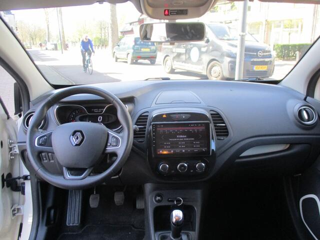 Renault CAPTUR 0.9 TCe Life 5-drs / AIRCO / NAVI / NW-STAAT / 65dkm
