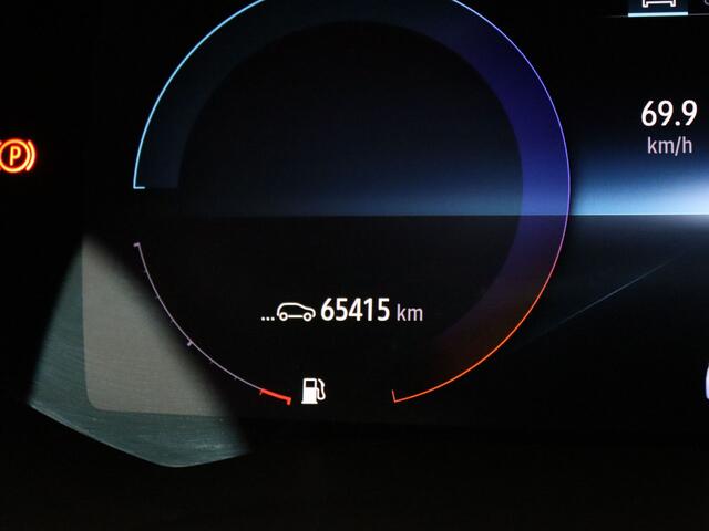 Renault CAPTUR 1.6 E-Tech Plug-in Hybrid 160 Intens 360° Camera | Cruise | Navi | Parkeersens. v+a | Stoelverw.