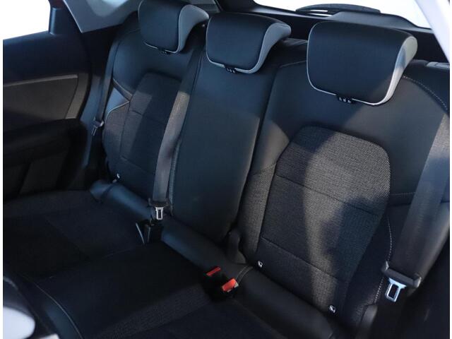 Renault CAPTUR 1.3 TCe 140 Techno Clima/Navi/PDC