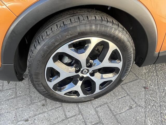 Renault CAPTUR 0.9 TCe Intens / CAMERA/ PARKEERSENSOREN / NAVIGATIE