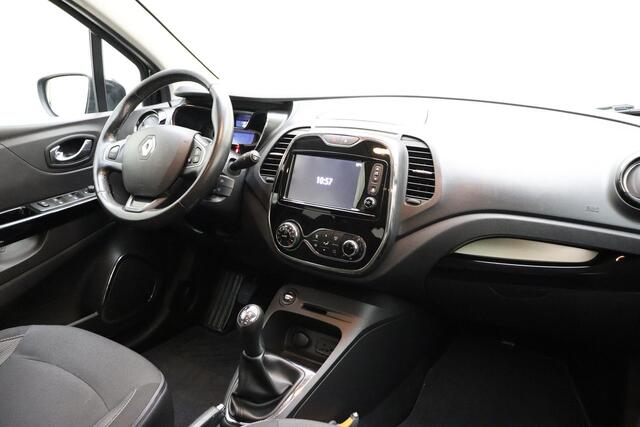 Renault CAPTUR 0.9 TCe Dynamique 90pk | Navigatie | Camera | Cruise Control | Climate Control | Trekhaak | Lichtmetalen Velgen