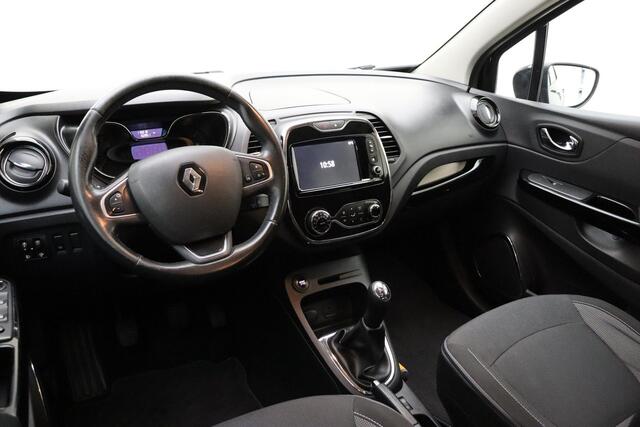 Renault CAPTUR 0.9 TCe Dynamique 90pk | Navigatie | Camera | Cruise Control | Climate Control | Trekhaak | Lichtmetalen Velgen