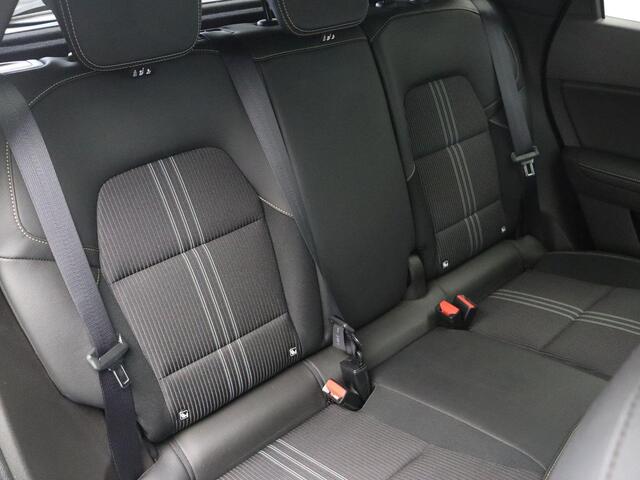 Renault CAPTUR E-Tech full hybrid 145pk E-Tech engineered | 360 graden camera | Apple Carplay/Android Auto | Cruise control | Climate control |