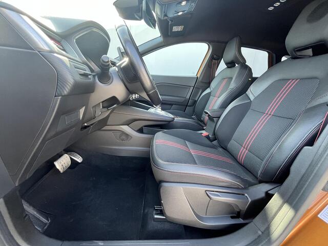 Renault CAPTUR 1.6 E-Tech Hybrid 145 R.S. Line Automaat / Achteruitrij camera / Cruise- en Climate Control / Apple Carplay & Android Auto / Navigatie groot scherm / Keyless Entry & Start / Parkeersensoren voor en achter / Lane assist