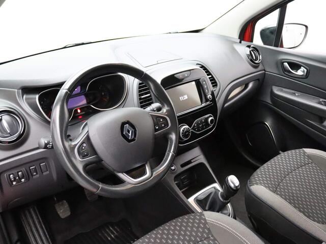 Renault CAPTUR TCe 90pk Intens Climate control | Navig | Parkeersensoren achter