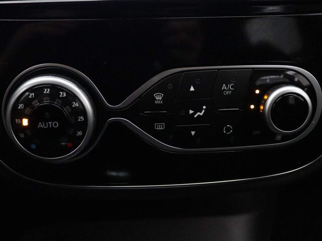 Renault CAPTUR TCe 90pk Intens Climate control | Navig | Parkeersensoren achter
