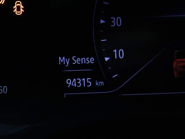 Renault CAPTUR TCe 130pk Intens Camera | Climate | Navi | Parksens. v+a