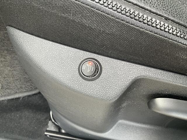 Renault CAPTUR 1.3 TCe Intens Stoelverwarming | Bose