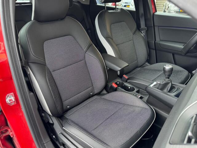 Renault CAPTUR 1.0 TCe INTENS LED/2-TONE/CARPLAY/NL-AUTO/1E EIG.