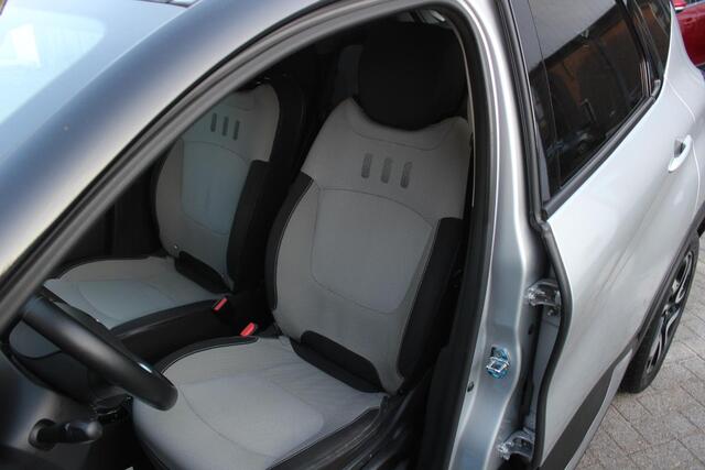 Renault CAPTUR 1.2 TCe Dynamique All Season, Navi, Camera, Trekhaak.