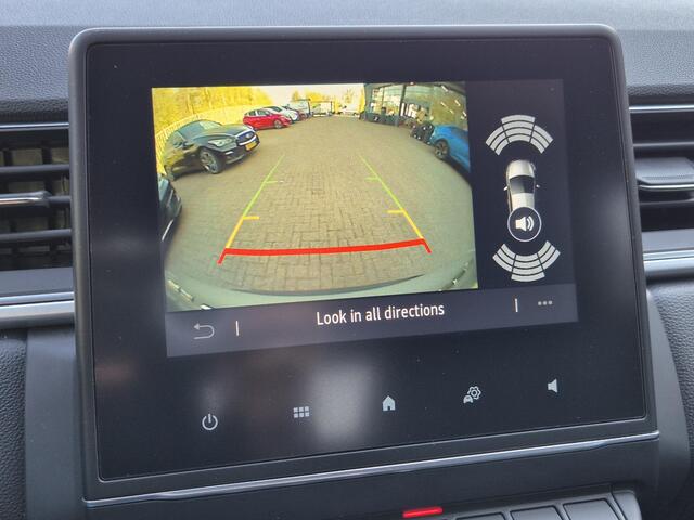 Renault CAPTUR 1.3 mild hybrid 140 techno Handgeschakeld / Apple Carplay Android Auto / Achteruitrijcamera / Keyless Entry/Start / Cruise control / Lichtmetalen wielen 17" / Navigatie /
