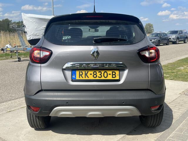Renault CAPTUR 0.9 TCe Intens / Keyless / Climate / PDC. Achter / Navi / Bluetooth / Elek Ramen V+A / 17'' LMV /