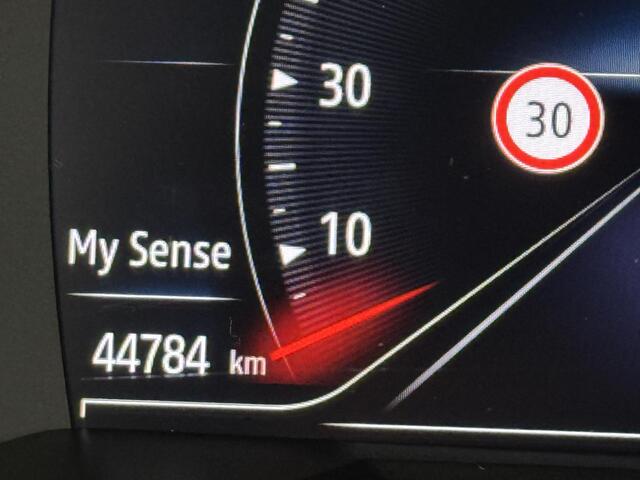 Renault CAPTUR 1.0 TCe 100 Intens | All-season banden | Achteruitrijcamera | Parkeersensoren V+A