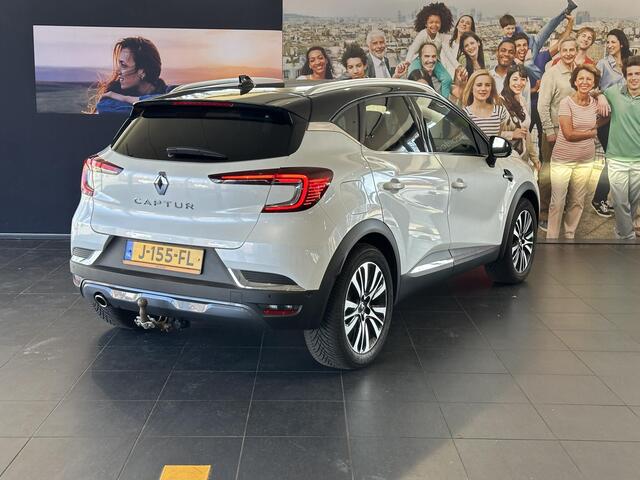 Renault CAPTUR 1.3 TCe 130 Initiale Paris AUTOMAAT | TREKHAAK | ACHTERUITRIJCAMERA | PARKEERSENSOREN VOOR-/ACHTER | FULL OPTION