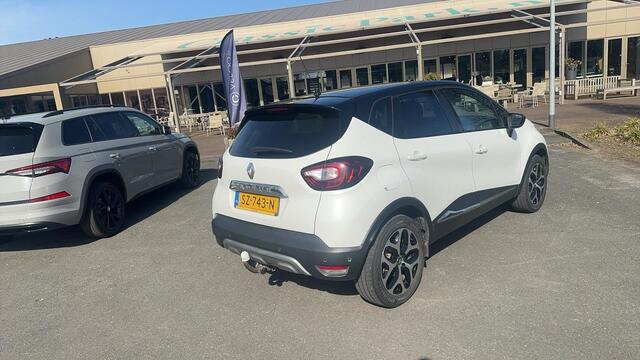 Renault CAPTUR 0.9 TCe 90pk Intens / Navigatie / Keyless / Camera / LED