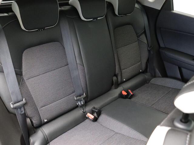 Renault CAPTUR 1.0 TCe 90 Intens | Navigatie | Climate Control | Cruise Control | Velgen Lichtmetaal |