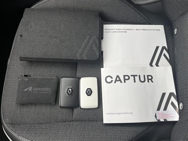 Renault CAPTUR 1.3 mild hybrid 140 Intens Automaat / Achteruitrij Camera / Cruise- en Climate Control / Apple Carplay & Android Auto / Navigatie / Keyless Entry & Start / Parkeersensoren voor en achter / Lane assist