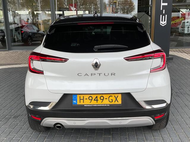 Renault CAPTUR 1.0 TCe 100 Intens / BLEUTOOTH/ / CRUISE CONTROL / CLIMAT CONTROL / AUT PARKEREN / NAVIGATIESYSTEEM / LANE DEPARTURE /