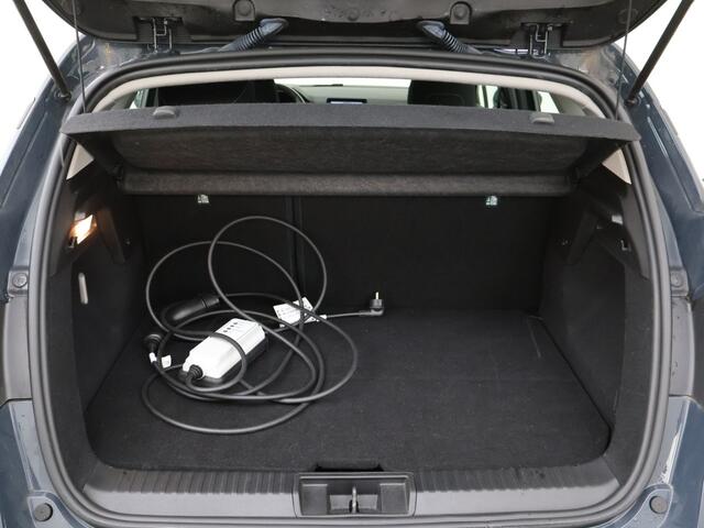 Renault CAPTUR 1.6 E-Tech Plug-In Hybrid (PHEV) 160 Intens | Navi | Cruise