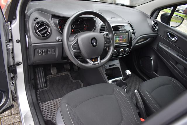 Renault CAPTUR 0.9 TCe Limited / Cruise Control / Parkeerhulp achter / Clima / Keyless / LED