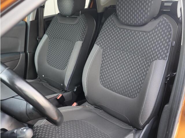 Renault CAPTUR SUV Intens 1.3 TCe 130pk H6 | NAVI | TREKHAAK | CLIMA | CAMERA |