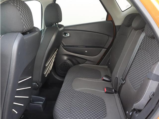 Renault CAPTUR SUV Intens 1.3 TCe 130pk H6 | NAVI | TREKHAAK | CLIMA | CAMERA |
