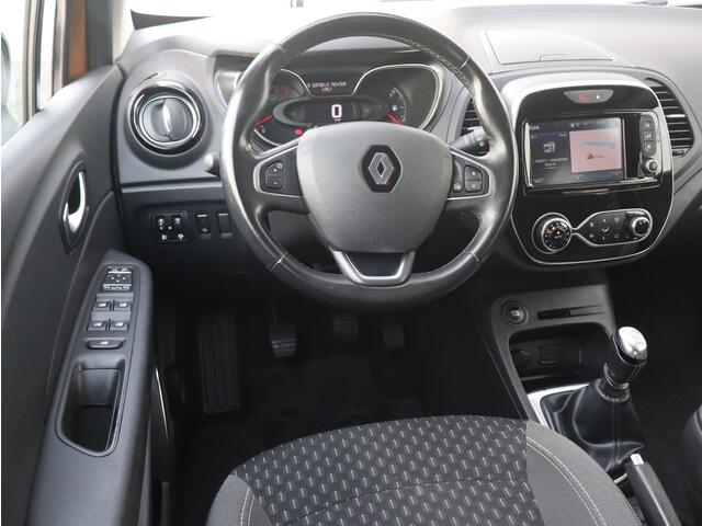 Renault CAPTUR SUV Intens 1.3 TCe 130pk H6 | NAVI | TREKHAAK | CLIMA | CAMERA |