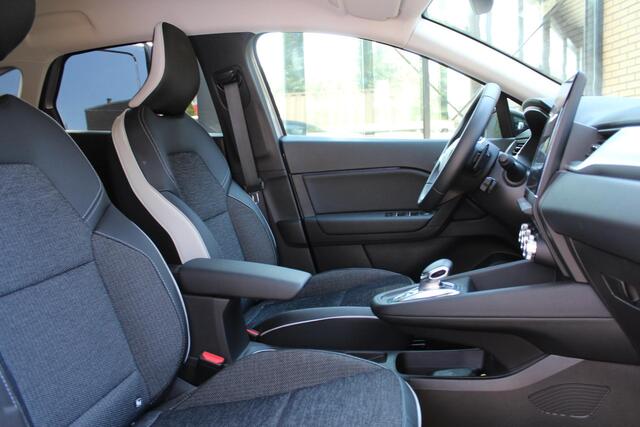 Renault CAPTUR 1.3 TCe Techno 140 EDC Automaat, PDC V+A + Camera, RLink,17"LMV