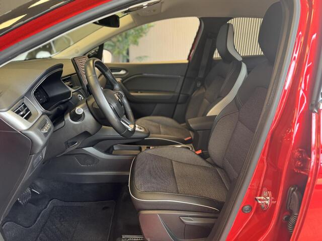 Renault CAPTUR 1.6 E-Tech Plug-in Hybrid Automaat 9.3" Touchscreen Navi Trekhaak 360 Camera Half Leer Dodehoek
