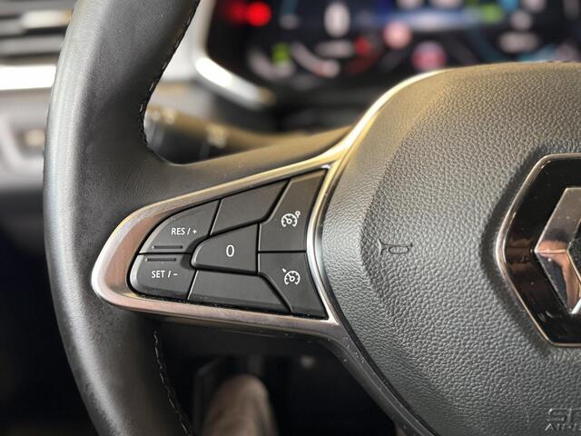 Renault CAPTUR 1.6 E-Tech Plug-in Hybrid Automaat 9.3" Touchscreen Navi Trekhaak 360 Camera Half Leer Dodehoek