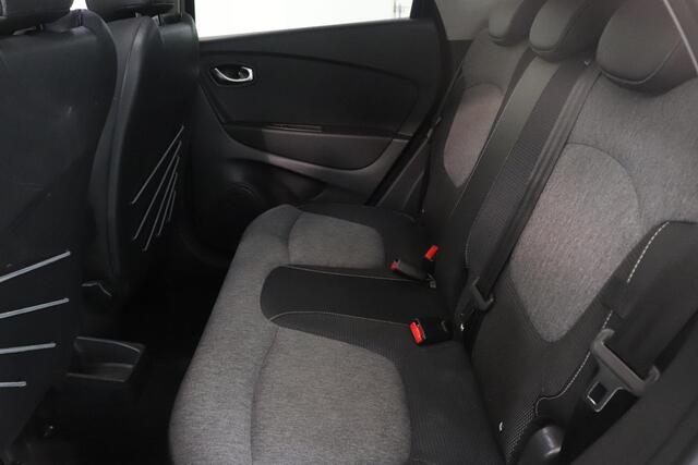 Renault CAPTUR 1.2 TCe Intens | Parkeersensor | Climatronic | Navigatie | Trekhaak | LED | Armsteun |