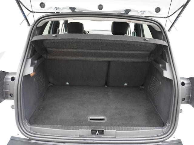 Renault CAPTUR 1.2 TCe Dynamique 120pk/Trekhaak/Camera/Keyless etc.