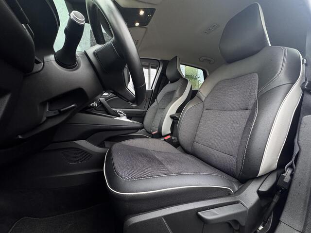 Renault CAPTUR 1.6 E-Tech plug-in hybrid 160 E-Tech engineered Camera | Dealer Onderhouden