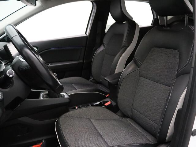 Renault CAPTUR 101pk TCe 100 Intens Camera | Cruise | Navi | Parkeersens. v+a | Trekhaak