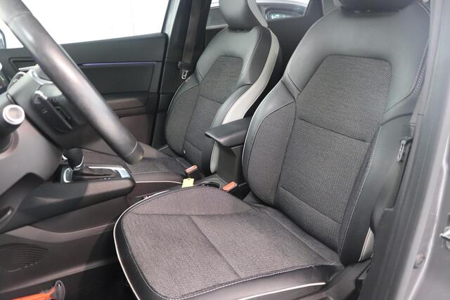 Renault CAPTUR 1.3 TCe 140 Intens | 360 Camera | Climatronic | Navigatie 9,3" | Automaat | Cruise control Adaptief |