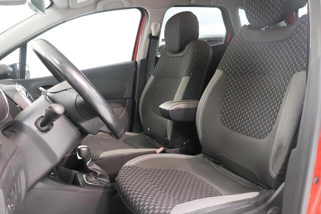 Renault CAPTUR 1.2 TCe Intens | Camera | Climatronic | Android Auto | Navigatie | Trekhaak | Automaat |